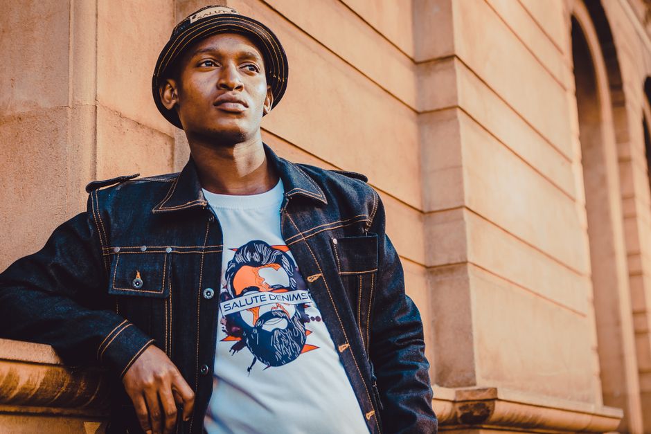unleash your style with a 300 gsm organic cotton tee