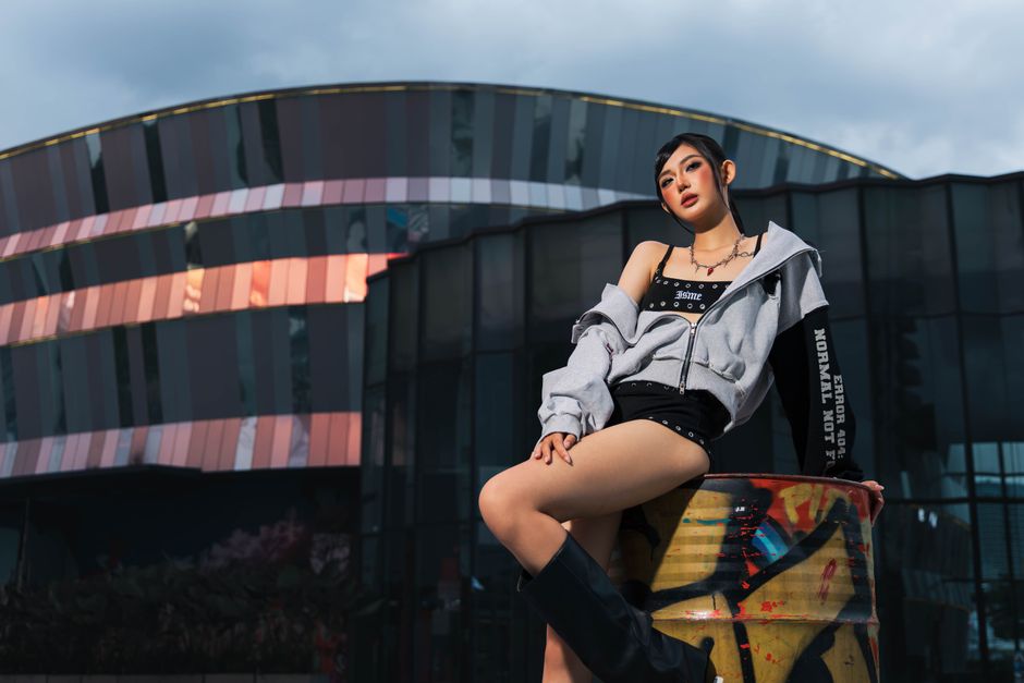 exploring poetic urban wear: style meets street art